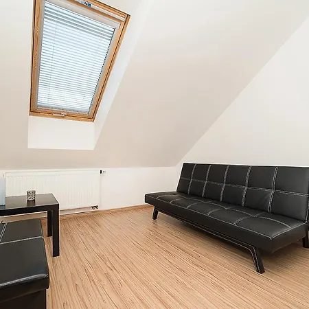 Castle View With 3 Balconies Ideal For Groups By Easybnb Apartamento *